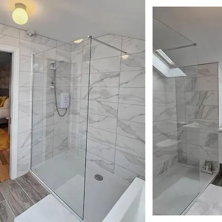 Apartman Brogans Trim