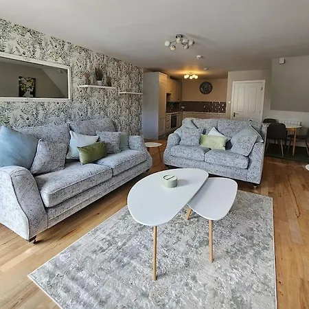 Apartment Brogans
